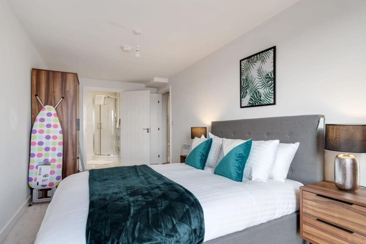 Beautiful 2 Bed Apartment In A Converted Mill Leeds  Eksteriør bilde